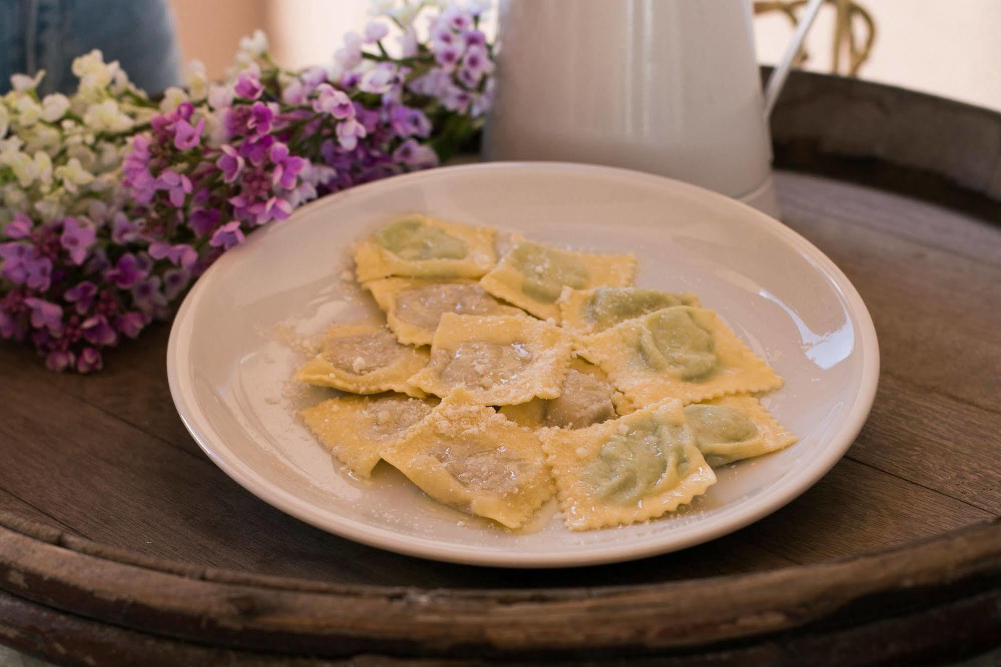 Locanda Abbazia Di Valserena - Csac パルマ エクステリア 写真
